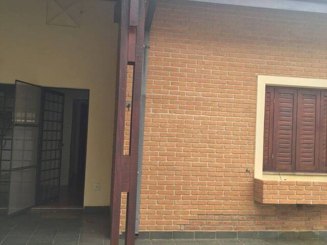 #13 - Casa para Venda em São José dos Campos - SP - 1