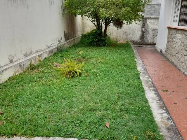 #24 - Casa para Venda em São José dos Campos - SP - 2